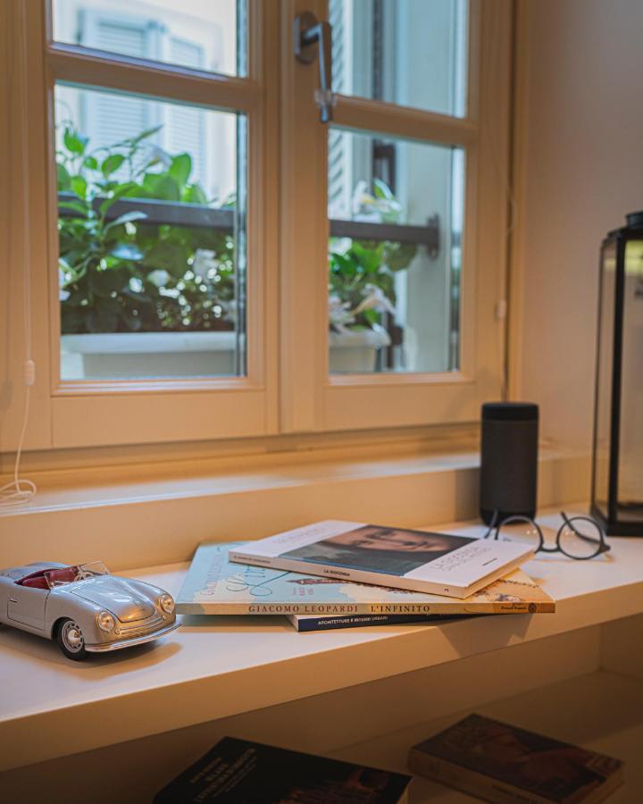 La Loggia Apartment Chiavenna Bagian luar foto
