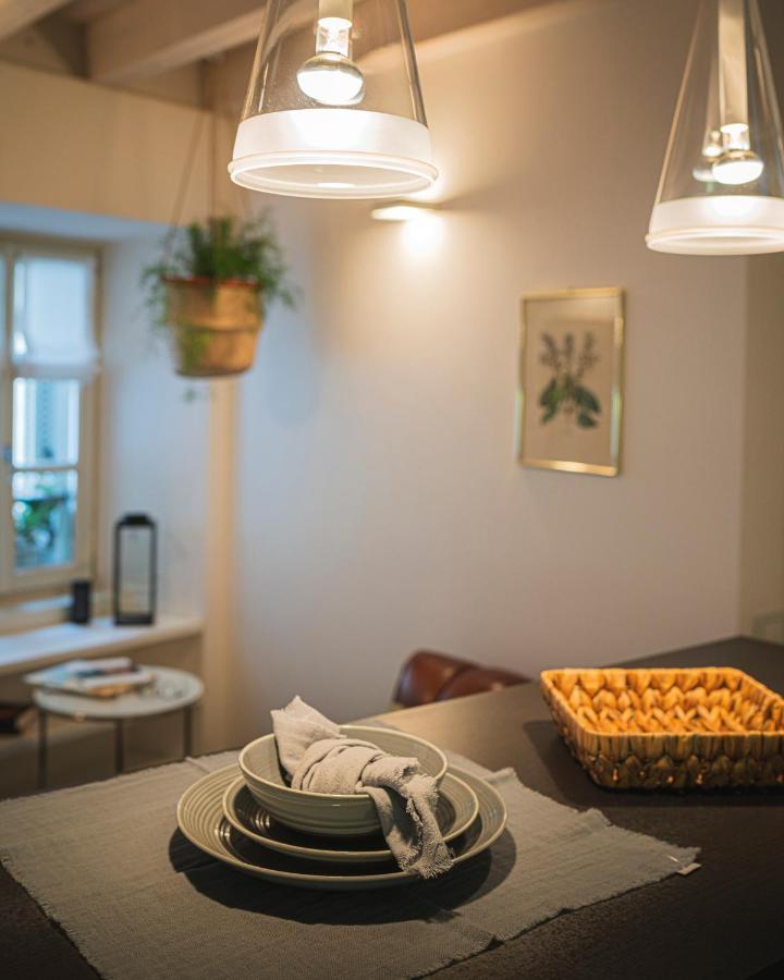La Loggia Apartment Chiavenna Bagian luar foto